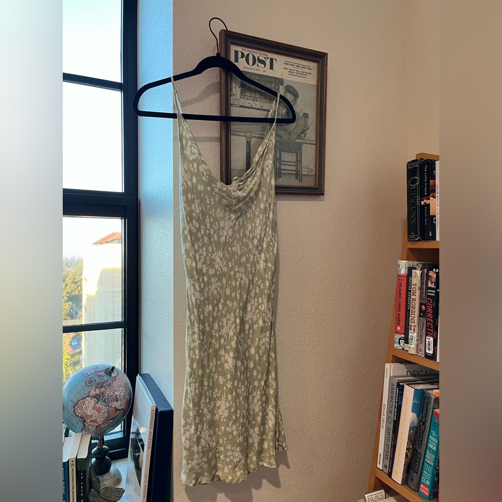 Mahina light green silky dress with white flowers